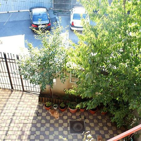 Collosal Studio Bucarest Exterior foto